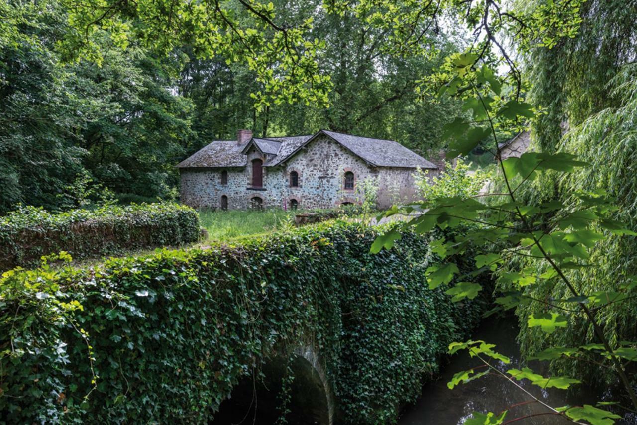 Domaine De La Haute-Porte Souvigne-sur-Sarthe Exterior photo